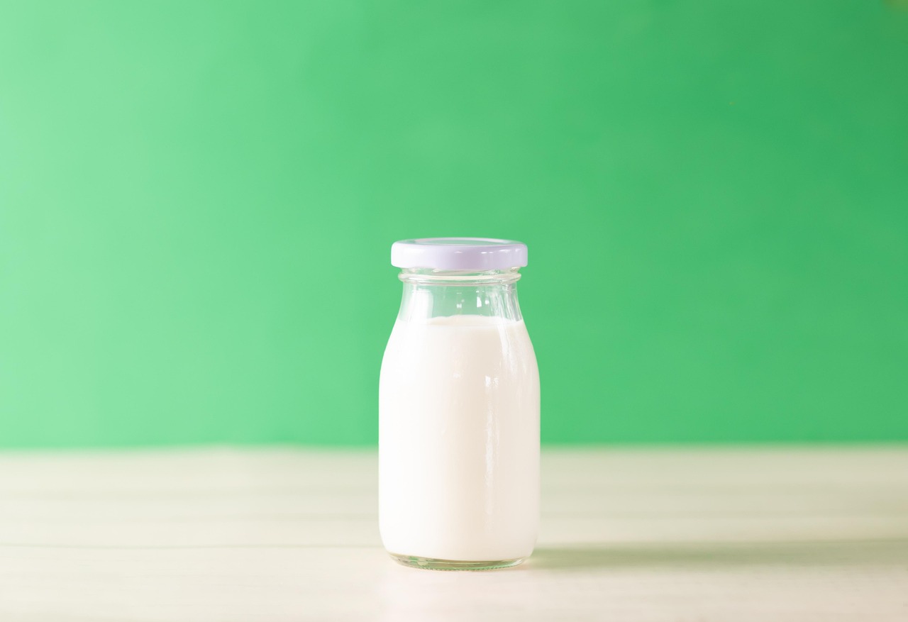 milk, drink, bottle, dairy, glass, food, healthy, nutrition, organic, ingredient, calcium, nutritious, breakfast, natural, milk, milk, milk, milk, milk, calcium, calcium