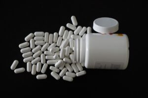 pills, pharmacy, ill, disease, vitamins, multivitamin